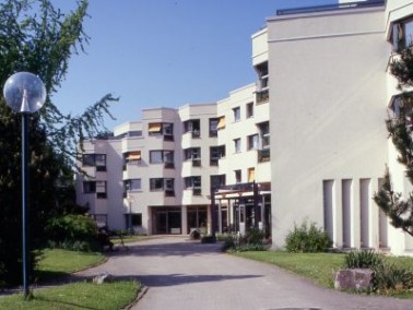 Hausansicht des Altenzentrums Konrad Manopp Stift