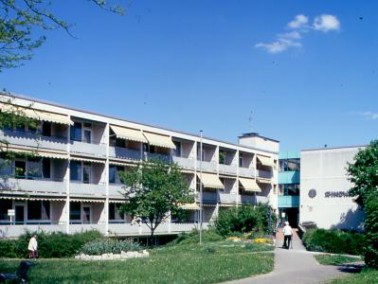 Hausansicht des Altenzentrums St. Hedwig in Kirchheim
