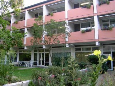 Außenansicht des Agnes-Karll-Haus in Karlsruhe