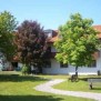 Garten des Seniorenpflegeheims pro Vita in Kolbermoor
