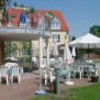 Die Terrasse in der vielfältigen Seniorenanlage in Wolnzach  	Seniorenheim Pflegeheim Altenheim Betreutes Wohnen Psychisch Kranke Haus der Generationen Hallertau in Wolnzach