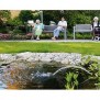 Die gepflegete Gartenanlage des Wohnstifts Otto Dibelius in Berlin-Mariendorf