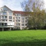 Die Residenz liegt idyllisch direkt am großen Kurpark