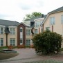 Gepflegter Innenhof mit Sitzecke des Seniorendomizil "Haus am Park" in Bremervörde, Altenheim, Pflegeheim