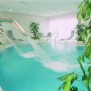 Schwimmbad, Sauna, Kegelbahn stehen zur Verfügung