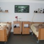 Beispiel für ein Doppelzimmer in der Kurzzeitpflegeeinrichtung Seniorenpension Jagniatkowski & Gera in Bergheim
