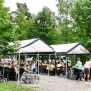 Grillfest mit den Bewohnern der zugehörigen Einrichtungen Maximilian- und Schillerwohnstift