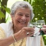 Auch Besucher des AWO Pflegeheim und Seniorenzentrum Bürgerstift Ismaning am Mittagessen im Seniorenzentrum teilnehmen