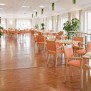 Hell gestaltetes Restaurant