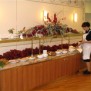 Das Frühstücksbuffet wird mit viel Sorgfalt vorbereitet - denn das Auge isst mit.