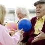 Ballspiel im Pflegewohnstift Falkensee