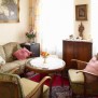Eines der freundlichen Pflegezimmer