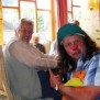 Besuch der Clowns in der Villa Montis in Bad Hindenlang