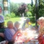 Spaß bei Sommerfest unter dem Motto "In den Bergen Tirols"