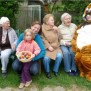 Der Osterhase zu Besuch im Phönix-Haus Gründlach... 