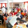 Man trifft sich hier gerne zum Kaffee im Seniorenhaus Neue Caroline