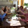 Die Gemeinschaft bringt den Bewohnern Freude im Senioren Wohn- und Pflegeheim Minoritenhof in Regensburg