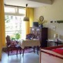 Ein Blick in das Wohnzimmer eines Bewohners des Senioren Centrums Farmsen