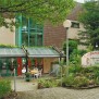 Eingang zur Seniorenresidenz Kurfürstenbad in Karlsbad-Langensteinbach