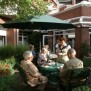 Die schöne Gartenterrasse im GDA Wohnstift Hannover-Waldhausen