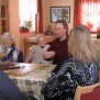 Freizeitbeschäftigung Bingo im Seniorenheim Monika