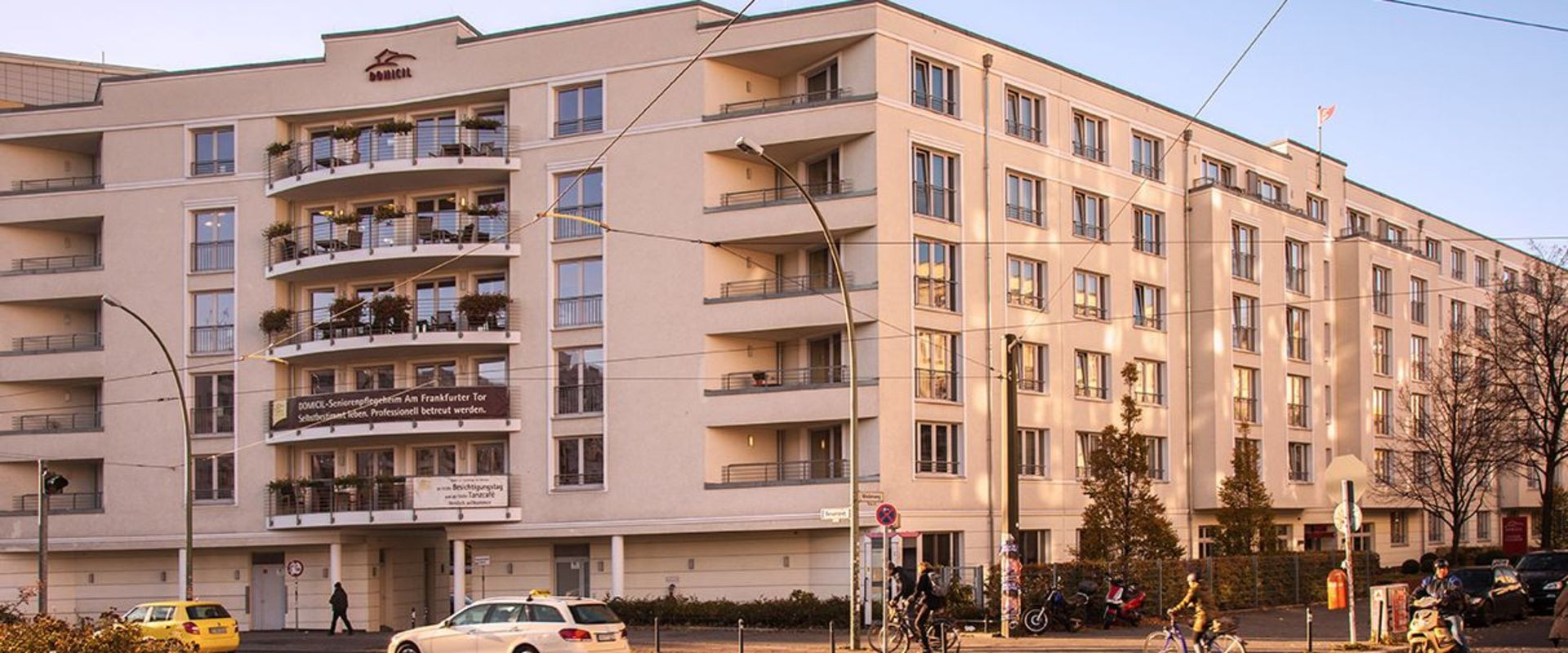 Domicil Seniorenpflegeheim Am Frankfurter Tor www.wohnen-im-alter.de